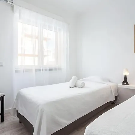 Blife Farensya Private Rooms Faro Exterior photo
