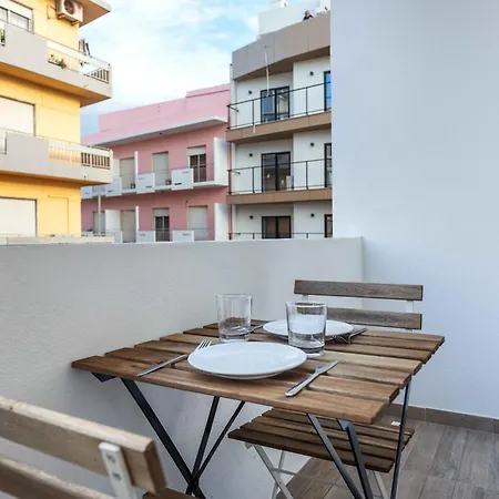 Blife Farensya Private Rooms Faro Exterior photo