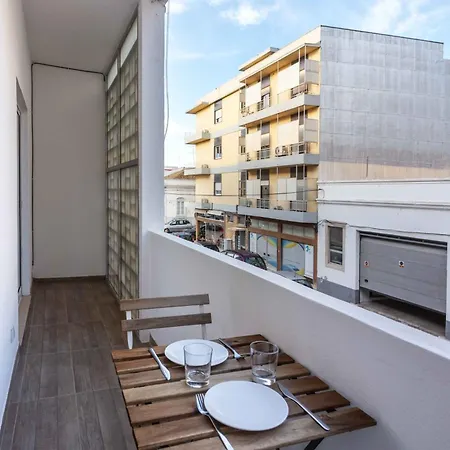 Blife Farensya Private Rooms Faro Exterior photo
